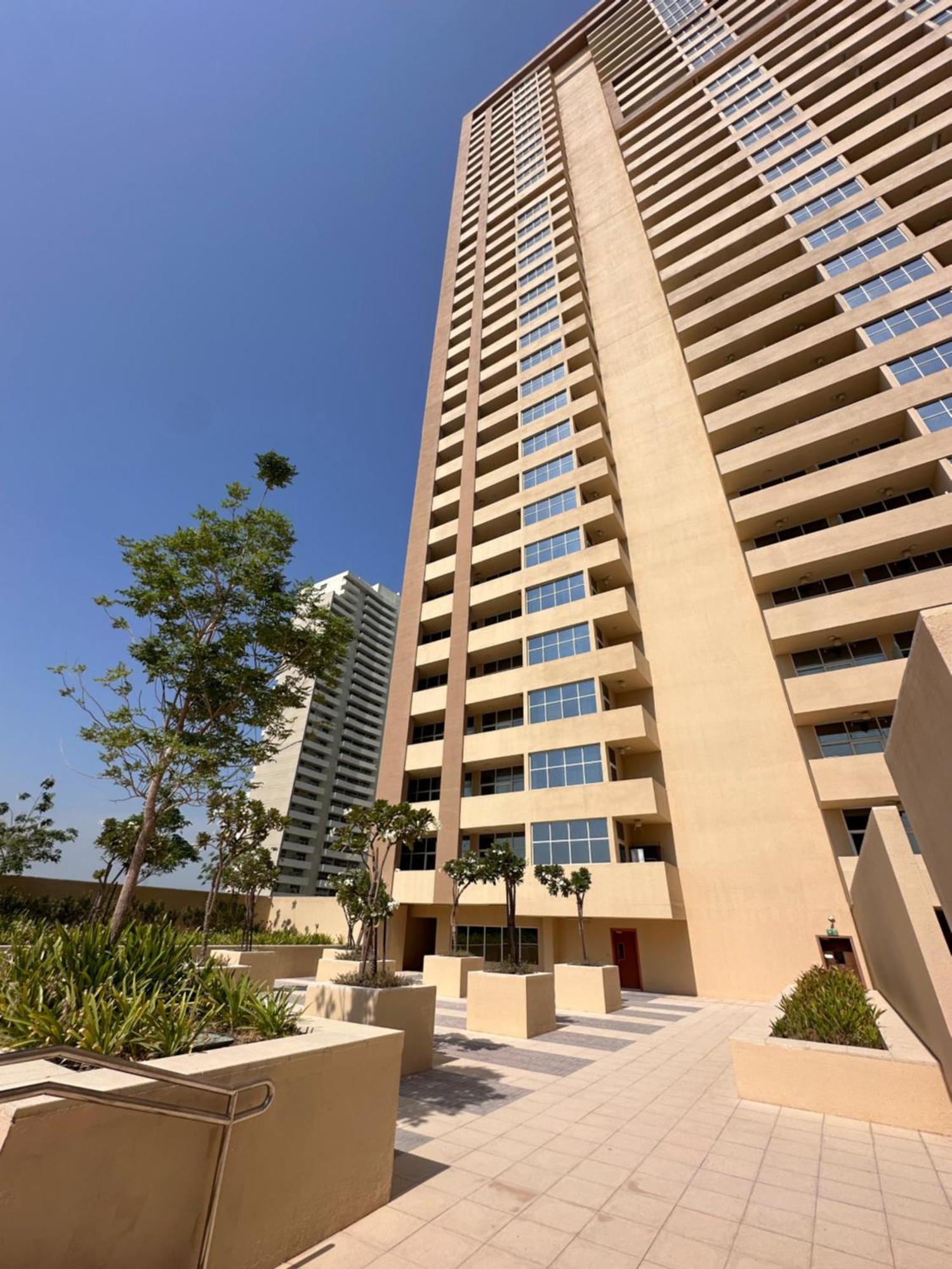 Your Perfect Stay In Jvc Dubai Exterior photo